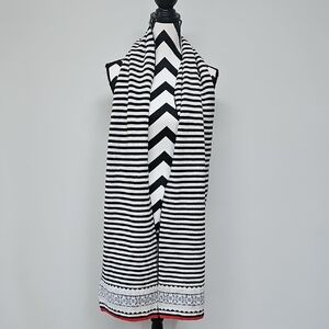 2016 J. Crew Black & White Stripe Wool Blend Knit Scarf Nordic Border Pattern